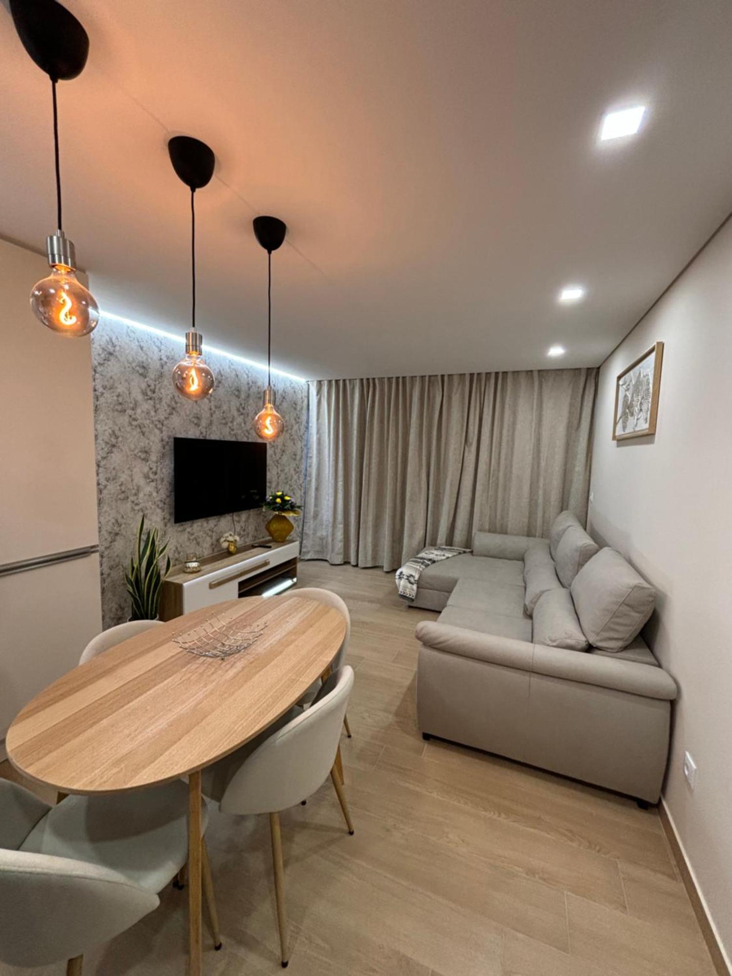 Appartement T2 Vue Sur Mer, Place Mediterranee Canet-en-Roussillon Esterno foto